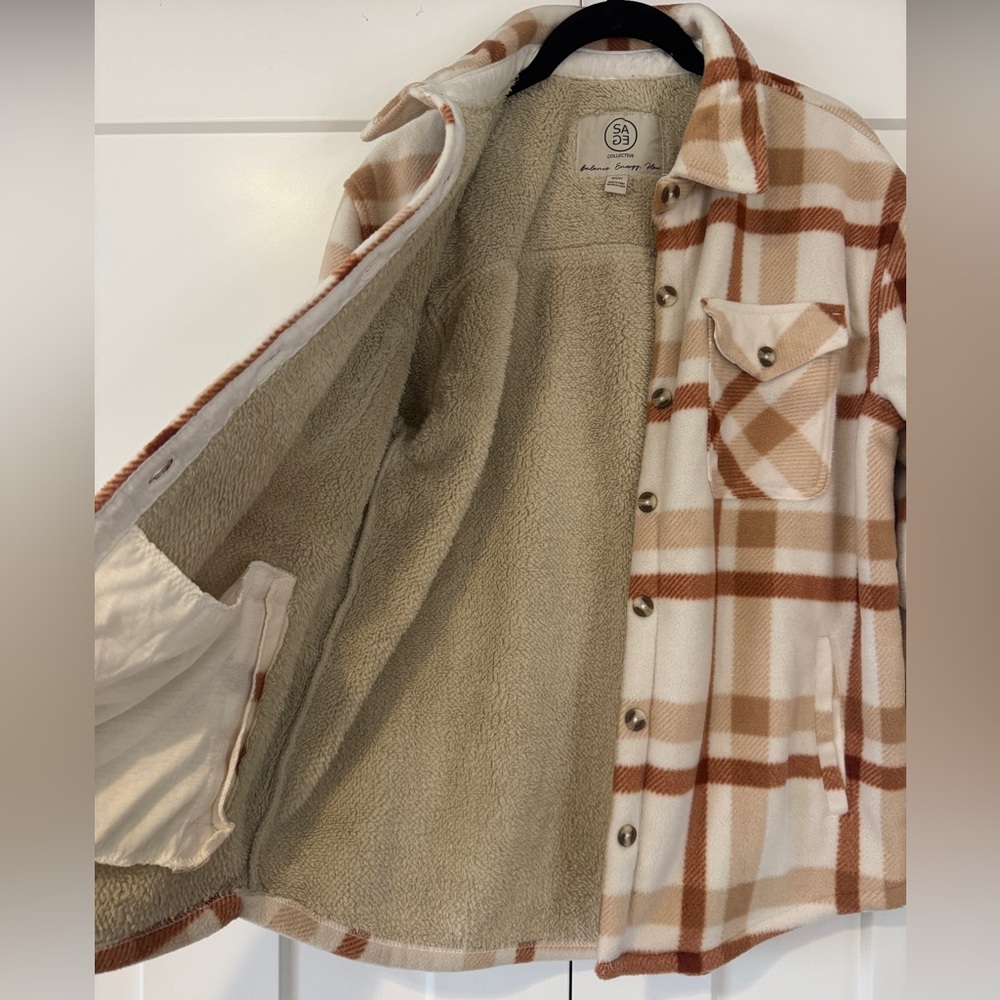 Plaid Teddy Jacket - Picture 5 of 6